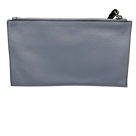 Michael Kors / Wristlet/Wallet/ Jet Set / Light Blue EUC - Picture 2 of 5